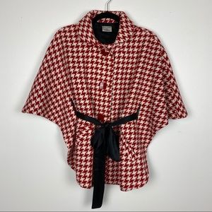 Preston and York Red and White Houndstooth Poncho